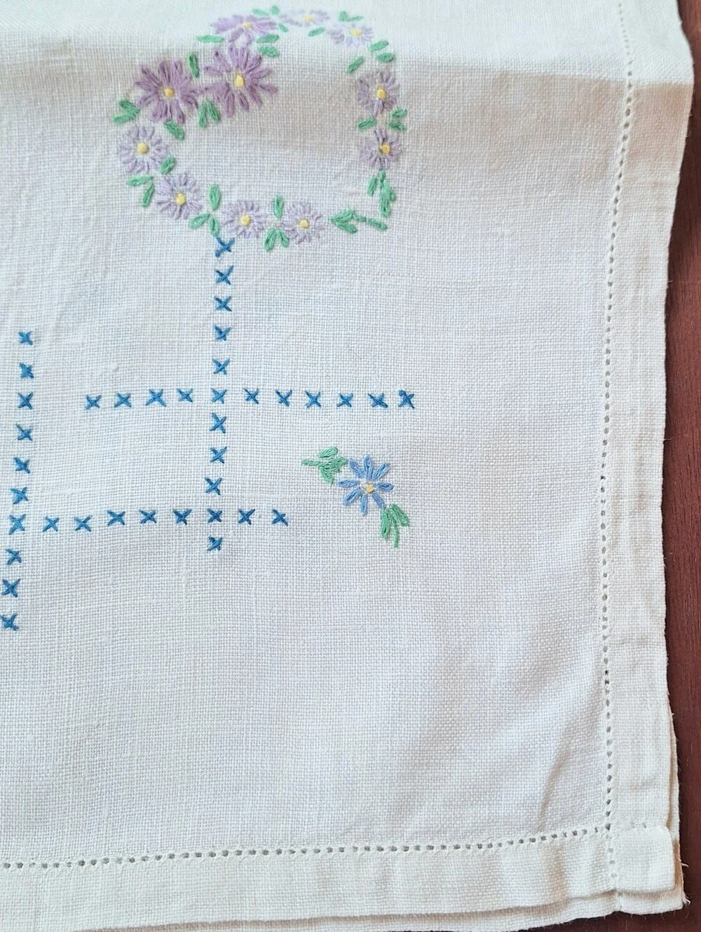 Vintage Embroidered Hearts & Flowers Linen Table Runner, 11.5